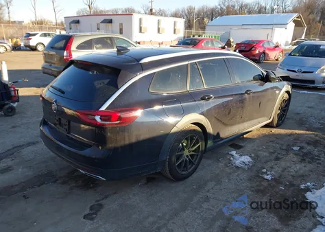 2018 Buick Regal Tourx Essence z USA, uszkodzony, nr VIN W04GV8SX6J1073582